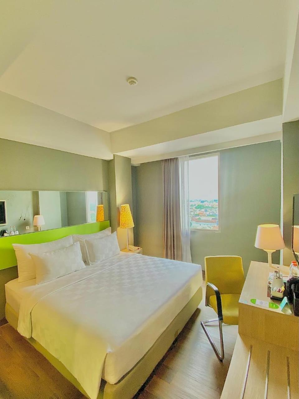 Khas Gresik Hotell Eksteriør bilde